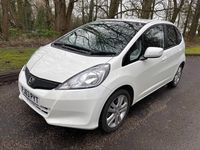 Used Honda Jazz ES 99 HP (72 kW) 2013 White Hatchback
