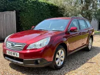 Used Subaru Outback 167 HP (122 kW) 2010 Red Estate