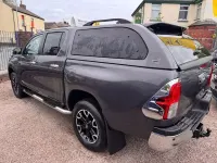 Used Toyota HiLux 150 HP (110 kW) 2017 Grey Pickup
