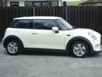 Used Mini Cooper Classic 134 HP (98 kW) 2020 White Hatchback