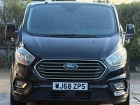 Used Ford Tourneo Custom Titanium 130 HP (95 kW) 2018 Black Van