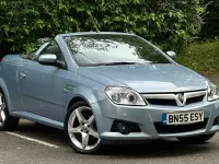 Second-hand Vauxhall Tigra Sport 125 CP (91 kW) 2005 Albastru Cabrio