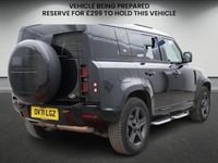 Used Land Rover Defender SE Dynamic 249 HP (183 kW) 2025 SUV