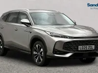Usado MG HS Trophy 170 CV (125 kW) 2024 Plateado SUV