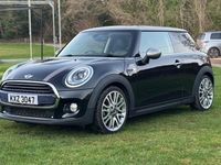 Used Mini Cooper Hatch 136 HP (100 kW) 2017 Black Hatchback