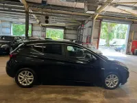 Used Vauxhall Astra Design Edition 136 HP (100 kW) 2015 Black Hatchback
