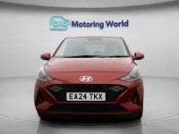 Używany Hyundai i10 Premium 67 KM (49 kW) 2023 Czerwony Hatchback