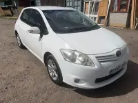 Used Toyota Auris 130 HP (95 kW) 2010 White Hatchback