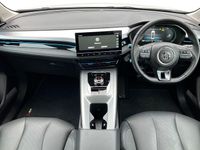 Used MG MG5 EV Trophy 114 kW (156 HP) 2025 White Estate