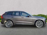 Usado Volvo XC60 Plus 250 HP (183 kW) 2023 Cinzento SUV