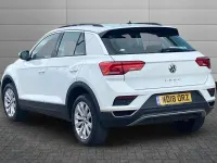 Used VW T-Roc SE 148 HP (108 kW) 2018 Pure white SUV
