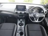 Used Nissan Juke N-Connecta 114 HP (83 kW) 2021 Silver SUV