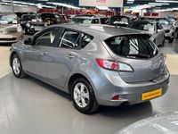 Begagnad Mazda 3 115 HK (84 kW) 2012 Silver Halvkombi