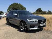 Used Volvo XC60 R-Design 187 HP (137 kW) 2018 Grey SUV