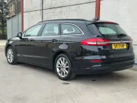 Second-hand Ford Mondeo Zetec 2021 Negru Break