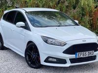 Used Ford Focus ST 2015 White Hatchback