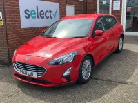 Used Ford Focus Titanium 85 HP (62 kW) 2021 Red Hatchback