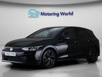 Second-hand VW Golf VIII R-line 148 CP (108 kW) 2023 Negru Hatchback
