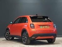 Used Fiat 600 La Prima 114 kW (156 HP) 2025 Orange Hatchback