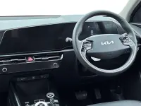 Gebraucht Kia Niro 127 PS (93 kW) 2025 Rot SUV