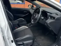 Used Toyota Corolla Sport 140 HP (102 kW) 2023 White Hatchback