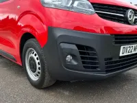 Used Vauxhall Vivaro 100 HP (73 kW) 2022 Red MPV