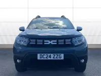 Begagnad Dacia Duster Expression 90 HK (66 kW) 2024 Grå SUV