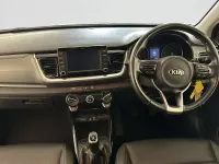 Used Kia Stonic 120 HP (88 kW) 2020 White SUV