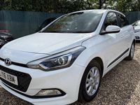 Used Hyundai i20 Edition 84 HP (61 kW) 2016 White Hatchback
