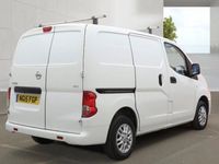 Used Nissan NV200 Tekna 110 HP (80 kW) 2015 White MPV