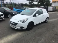 Used Vauxhall Corsa 95 HP (69 kW) 2018 White Hatchback