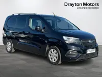 Second-hand Vauxhall Combo S 100 CP (73 kW) 2019 Negru Monovolum