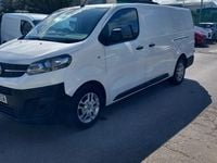 Used Vauxhall Vivaro 100 HP (73 kW) 2020 White MPV