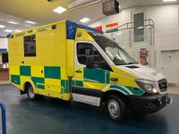 Used Mercedes Sprinter 190 HP (139 kW) 2015 Yellow Van