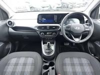 New Hyundai i10 Premium 79 HP (58 kW) 2026 Pearl  phantom black Hatchback