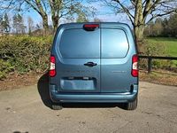 New Peugeot Partner 131 HP (96 kW) 2026 Kiama blue MPV