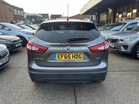 Used Nissan Qashqai Tekna 110 HP (80 kW) 2015 Grey SUV