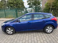Used Ford Focus Style 103 HP (75 kW) 2016 Blue Hatchback