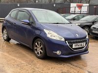 Used Peugeot 208 Active 70 HP (51 kW) 2014 Blue Hatchback