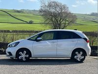 Used Honda Jazz Hybrid 109 HP (80 kW) 2021 White Hatchback