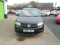Usado Dacia Sandero Ambiance 73 CV (53 kW) 2015 Negro Utilitario