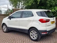 Usado Ford Ecosport Zetec 2017 Branco SUV
