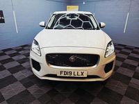 Usado Jaguar E-Pace R-Dynamic 180 HP (132 kW) 2019 Branco SUV