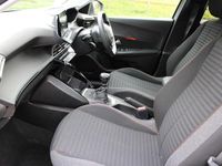 Used Peugeot 2008 Active+ 100 HP (73 kW) 2022 Grey SUV