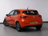 Used Renault Clio Evolution 90 HP (66 kW) 2023 Orange Hatchback