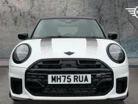 Usado Mini Cooper Hatch 113 kW (154 CV) 2026 Blanco Utilitario