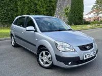 Used Kia Rio LX 2006 Silver Hatchback