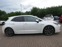 Used Toyota Corolla 184 HP (135 kW) 2019 White Hatchback