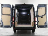 New Renault Master 148 HP (108 kW) 2026 Black MPV