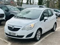Used Vauxhall Meriva 128 HP (94 kW) 2011 White MPV